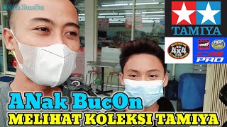 Anak Bucon Melihat Koleksi Mainan Tamiya