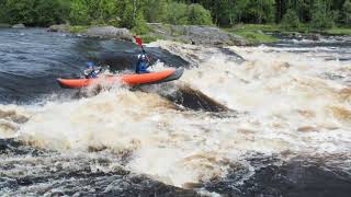 Порог Падун на реке Водла по большой воде в конце мая 2021