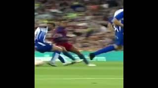 La Magia de Ronaldinho los mejores pases 🇧🇷🧙