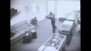 Jewelry Store Shooting Caught On Tape