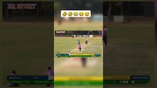 "Running Ke Beech Khiladi Hua Slip: Viral Moment! .#livestream#cricket #viralvideo#live#cricketlover