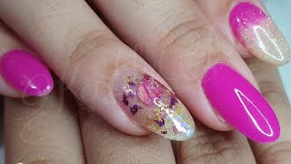 Uñas esmaltadas en Gel más Encapsulado en Gel 💅