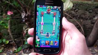 Clash Royale corriendo en un GALAXY S4 mini 1gb de RAM XD