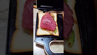 #sandwich#recipe#viralvideo#viral#video#youtubeviralshortvideo#youtubeviralvideo#youtubeshorts#reels