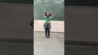 Thumak Thumak Gulabi Sahara Dance by student of class II