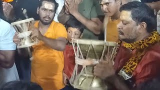 Damru Vadak in mankameshwar Temple Prayagraj #viral #audio #video #mp3 #damrudharimusiclive #shiv