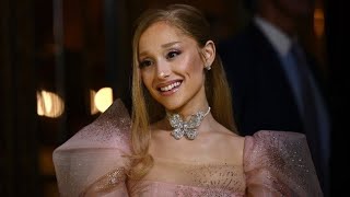 Nie oderwiesz od niej oczu! Śliczna Ariana Grande zachwyca na premierze „Wicked”!