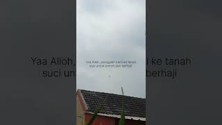 Aamiin, inshaallah bisa sholat di depan Ka'bah Baitulllah