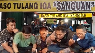 REVIEW BASO TULANG IGA SANGUAN VIRAL DI KOTA BANDUNG BERSAMA TEAM JALAN JALAN JAJAN (3JTV)