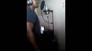 ProXnakedmynd in studio recording Ayatshis Amateki (Verse 1)