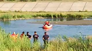 Copil înecat în Olt, căutat de scafandrii din Sibiu şi Hunedoara