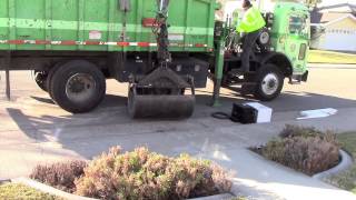 Petersen Industries Grapple on a Peterbilt 320