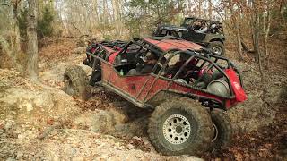 YJ Buggy on stickies vs TJs on 37s in the Rocks