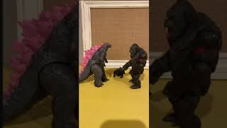 “Smack your daddy” #fypyoutube #godzillakong #godzillaxkong #viral #godzilla #kong