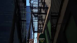 ESCALERAS DE INCENDIO VIAJE A CHICAGO | VIAJAR AUDIOVISORES SHORTS