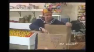 Quico bailando Pumped up kicks versión Cumbia