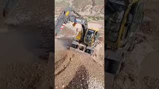 Hanna Urak 19th Aug Rainfall Flooding, Desilting work@ Sorpul to lake. Irrigation Dept Balochistan