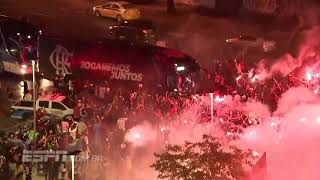 FESTA LINDA DA TORCIDA DO FLAMENGO NA RECEPÇÃO DO TIME PARA ENCARAR O SÃO PAULO