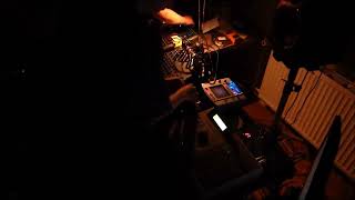 lemur & gogy - acid hop - analog hw liveset 80 bpm (2013)