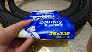 MICHELIN COUNTRY GRIP'R 26X2.10 54-559 / RALEIGH SAHARA 26 BIKE