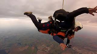 Salto de Paraquedas da Taina na Queda Livre Paraquedismo dia 08 10 2017