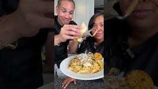 Learn How To Make Chicken Alfredo with Yummo Bucko