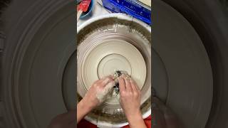 Throwing a wide rimmed plate on the pottery wheel #pottery #throwingclay #ceramics #throwdown