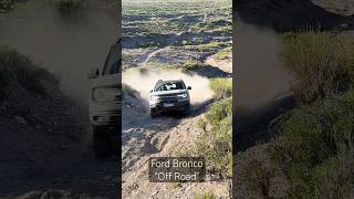 FORD BRONCO OFF ROAD