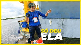 Ela fez a festa com os peixes, em quanto eu estava no molinete. PESCARIA