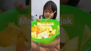 Makan Rujak Pedas Manis #shortvideo #rujakbuah