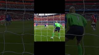 Amazing free kick CR7 destroyed goalkeeper Arsenal #shorts #cr7