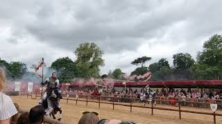 Warwick Castle Live Jousting   War Of The Roses   6