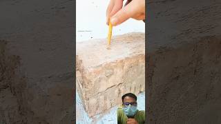 Screw tips in wall #diy #satisfying #experiment #construction #woodworking #tools