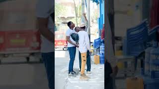 Public pranke🤫🫵😂🤣 nairobi kenya🇰🇪 #viral #kenyantiktok🇰🇪 #somalitiktok #raiiz13 #prank #foryou#like