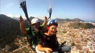 Elaine voando em Caraguatatuba   SP   Brasil