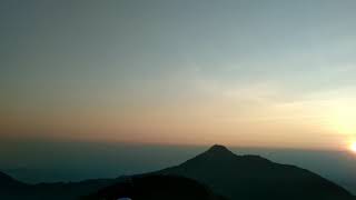 Menjemput Sunrise di Gunung Andong