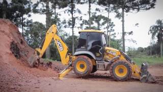 JCB 4CX - Retroescavadeira