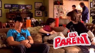 Les Parent Saison 3 - Zak et Oli se Chicane