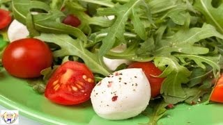 Salad with a mozzarella and arugula