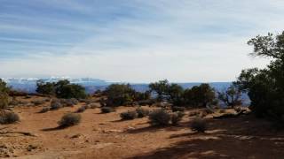 Hiking to Mesa Arch