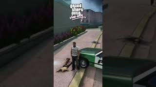 IF YOU DROP A GRENADE IN FRONT OF COPS IN GTA GAMES #gta #grandtheftauto #gta5