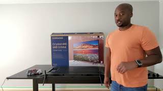 How to install the legs on the Samsung TU7000 Crystal UHD 4K TV (2020)