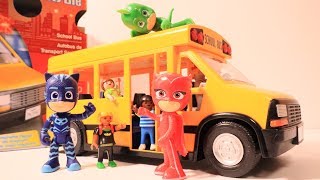 PJMasks assemble a Playmobil bus and playing toys video for children