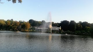 Le Château et le lac de Genval