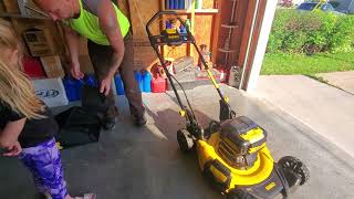 Test and review if the DeWALT 21.5" 20-Volt MAX Lithium-Ion cordless push mower.