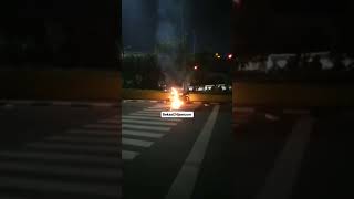 Sebuah Motor terbakar di dekat Sumarekon Bekasi