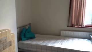 Comfortable furnished property in Merton Park close to all amenities and Transport SW19