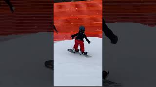 Having fun snowboarding FRESHIES in the parks!!!