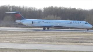 HD Delta MD-88 Taxi and Takeoff - Greater Rochester Int'l (KROC)