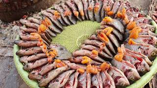 There are Tons of Fish and Meat are being sold at this market, Market Life